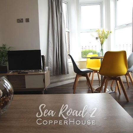 Beautiful Apartments On The Sea Front - Sea Road 2 Филикстоу Экстерьер фото