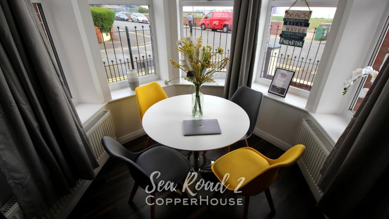 Beautiful Apartments On The Sea Front - Sea Road 2 Филикстоу Экстерьер фото